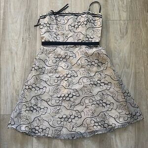 Laundry By Shelli Segal Black and Cream Midi Dress